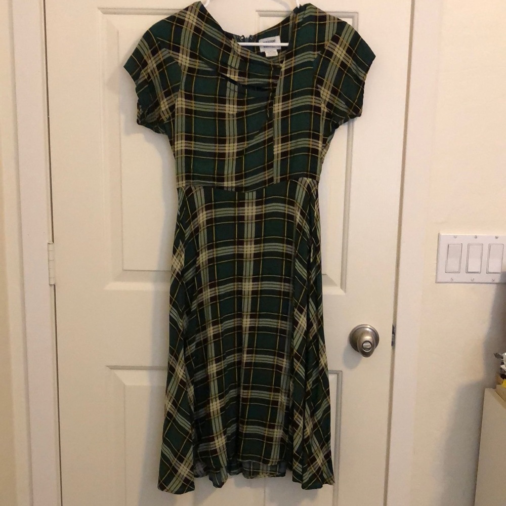 Unique Vintage 1960s style midi dress